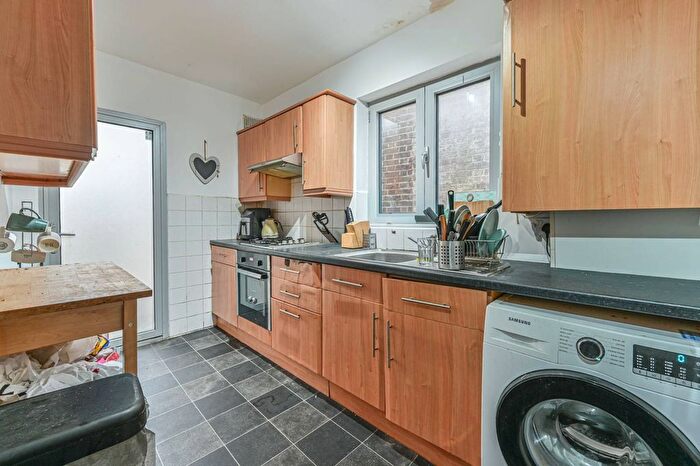 3 Bedroom Terraced House To Rent In Sirdar Road, Tooting, Mitcham, CR4