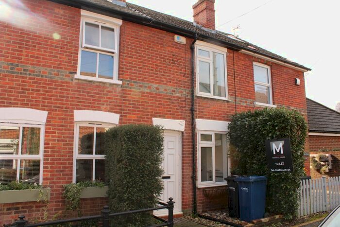 2 Bedroom Terraced House To Rent In North Street, Farncombe, GU7