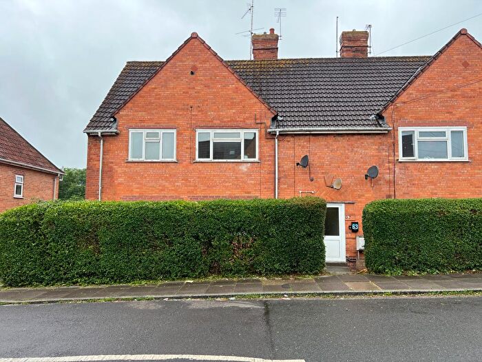 1 Bedroom Flat To Rent In Westfield Road, Yeovil, BA21