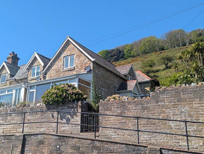 2 Bedroom Terraced House For Sale In Leeson Road, Ventnor, PO38