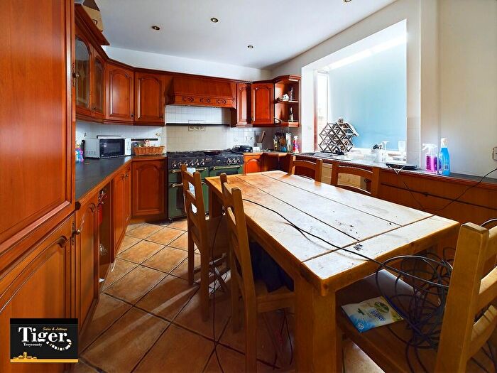 3 Bedroom Terraced House For Sale In Waverley Road, Preston, PR1