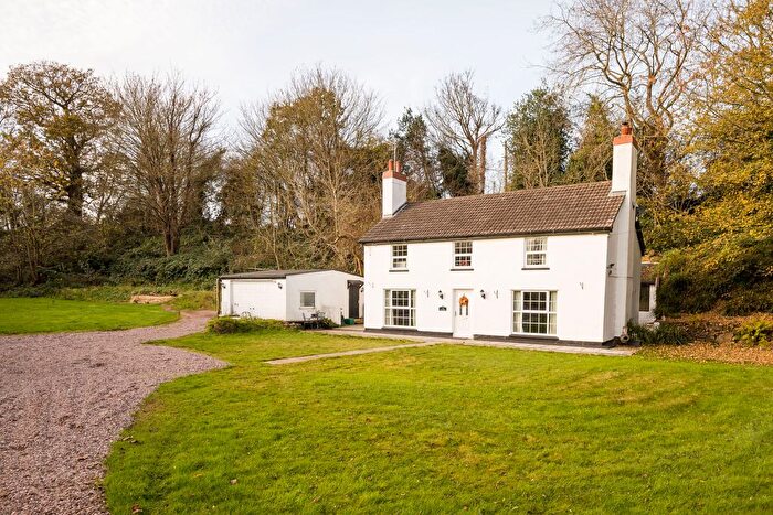 4 Bedroom Detached House For Sale In Abenbury Road, Wrexham, LL13