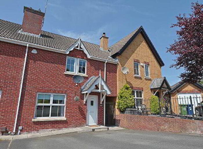 3 Bedroom TownHouse For Sale In Kernan Hill Manor, Craigavon, BT63