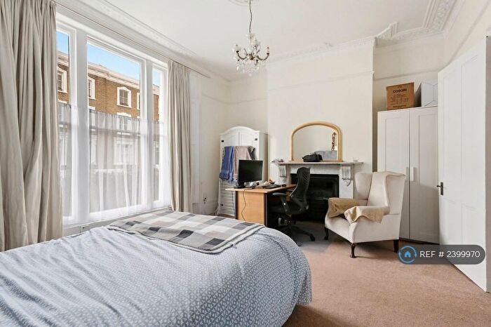 1 Bedroom Flat To Rent In Oakley Road, Islington, London, N1
