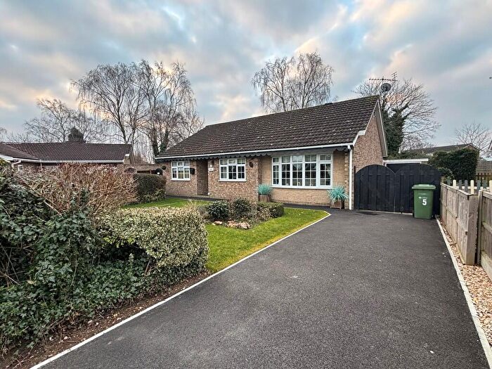 3 Bedroom Detached Bungalow For Sale In Malham Close, Lincoln, LN6