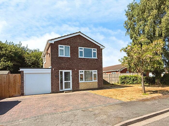 3 Bedroom Detached House For Sale In Saddlers Way, Long Sutton, Spalding, PE12