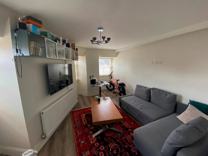1 Bedroom Flat To Rent In Marylands Road, Maida Vale, W9