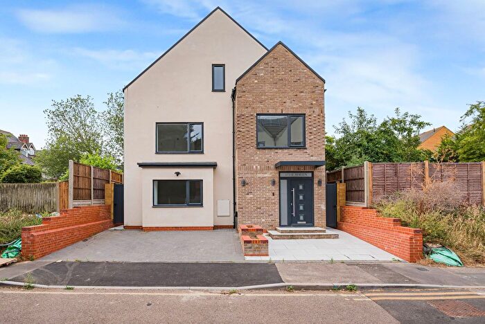 6 Bedroom Detached House To Rent In Carlton Road, Sidcup, DA14