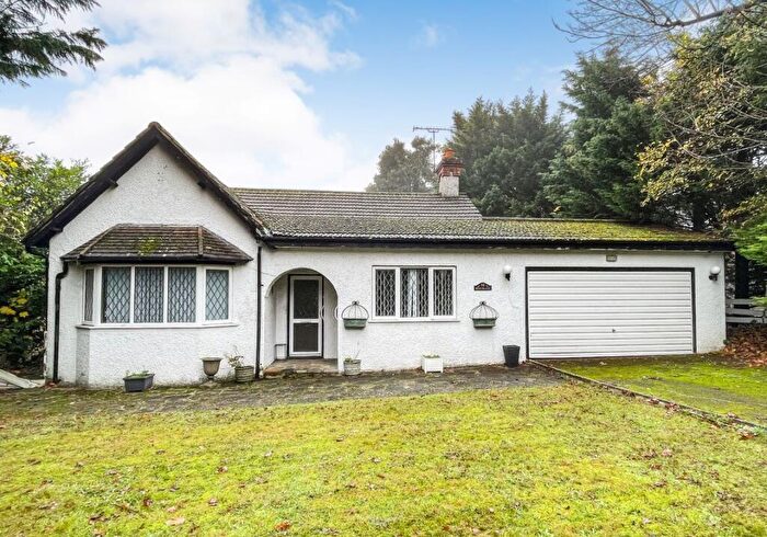2 Bedroom Detached Bungalow For Sale In Lower Road, Fetcham, Leatherhead, Surrey, KT22