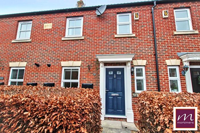 3 Bedroom Terraced House To Rent In Chalford Way, Aylesbury, HP19