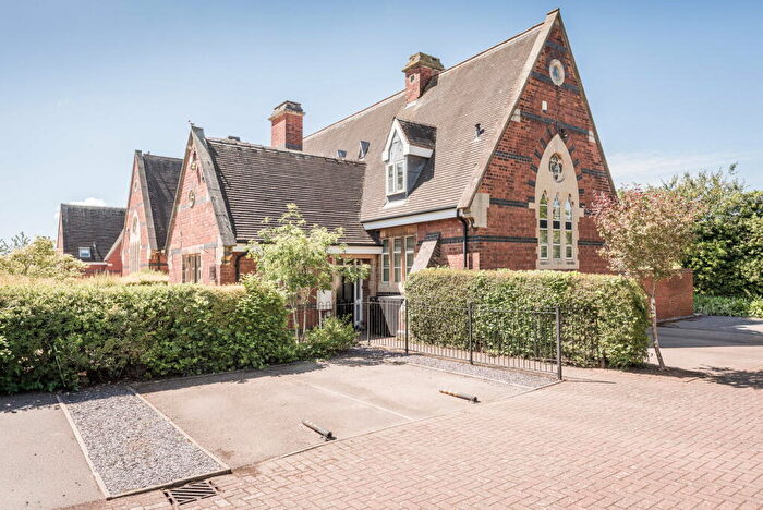 3 Bedroom Semi-Detached House For Sale In De Montfort Mews, Parkfield, Coleshill, Birmingham, B46