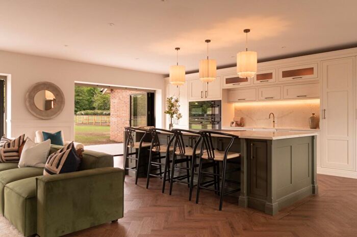 4 Bedroom Detached House For Sale In Fryerning Mews, Beggar Hill, Fryerning, CM4