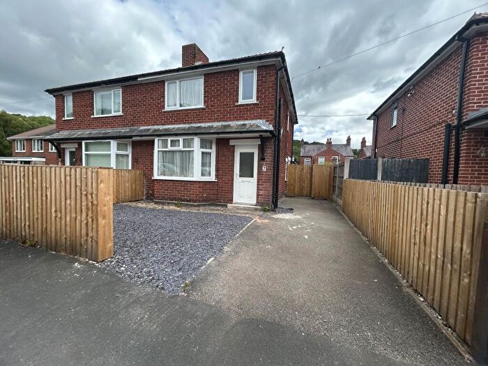 3 Bedroom Semi-Detached House To Rent In Cegidog Avenue, LL11