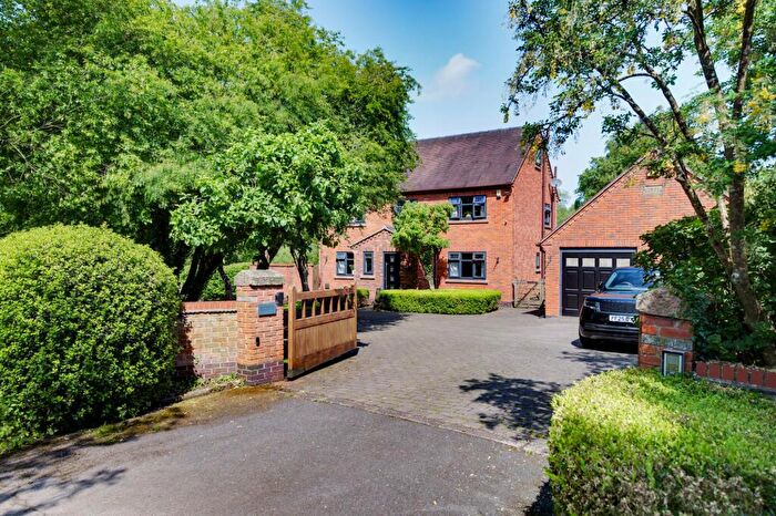 6 Bedroom Detached House For Sale In Oakwood Lane, Moston, CW11