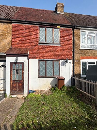 2 Bedroom Terraced House For Sale In Cornwallis Avenue, Gillingham, ME7
