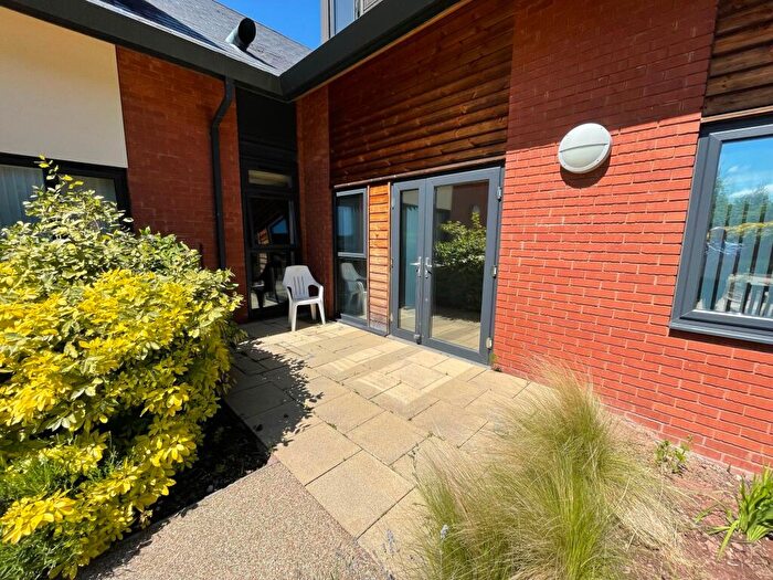 2 Bedroom Flat For Sale In Hall Farm Road, Oakland Village Hall Farm Road, DE11