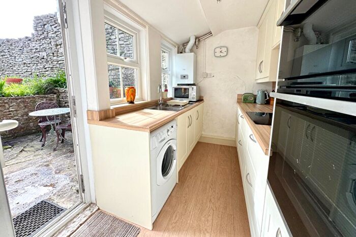 2 Bedroom Terraced House For Sale In High Street, Langton Matravers, BH19 - Photo 6
