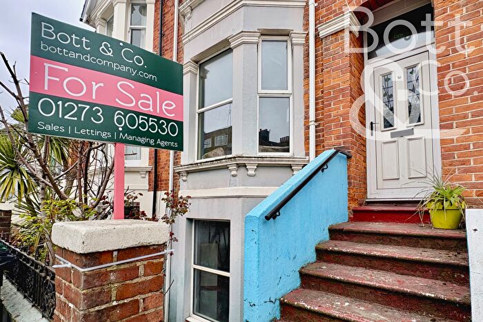 1 Bedroom Flat For Sale In Queens Park Road, Brighton, BN2
