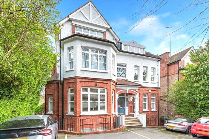 3 Bedroom Apartment For Sale In Stanhope Road, N6