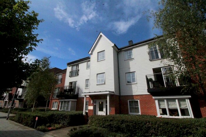 1 Bedroom Flat To Rent In Eden Road, Dunton Green, Sevenoaks, TN14