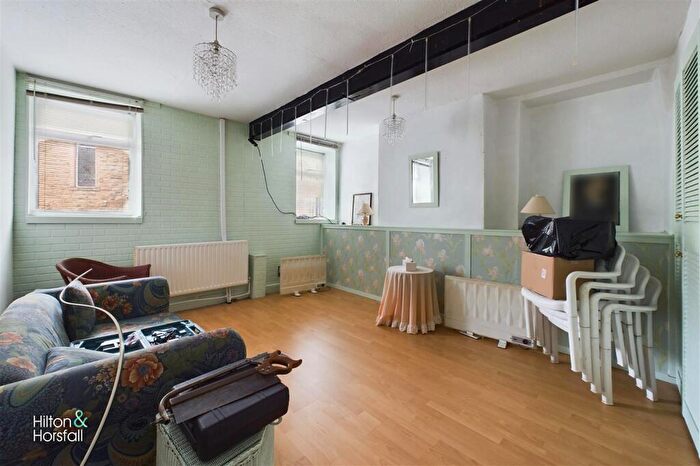 2 Bedroom Cottage For Sale In Gisburn Road, Barrowford, BB9