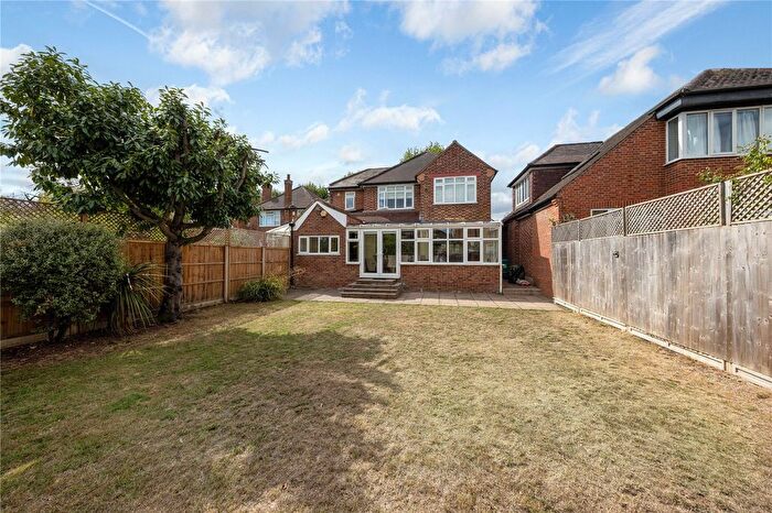4 Bedroom Detached House For Sale In Cole Park Road, Twickenham, TW1