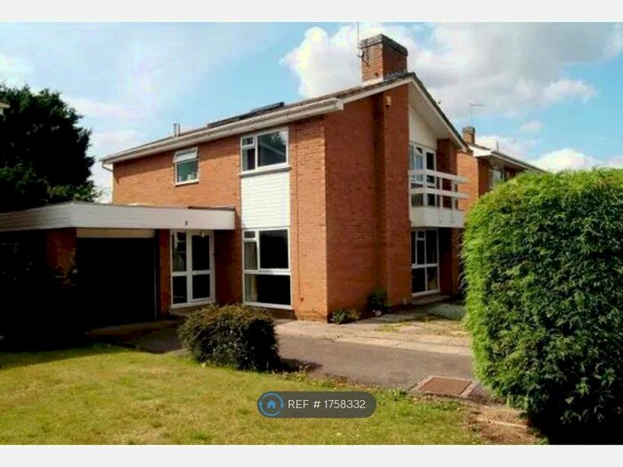 4 Bedroom Detached House To Rent In Godfrey Close, Abingdon, OX14