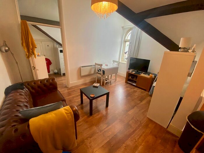 1 Bedroom Flat To Rent In Wilhelmina Close, Leamington Spa, CV32