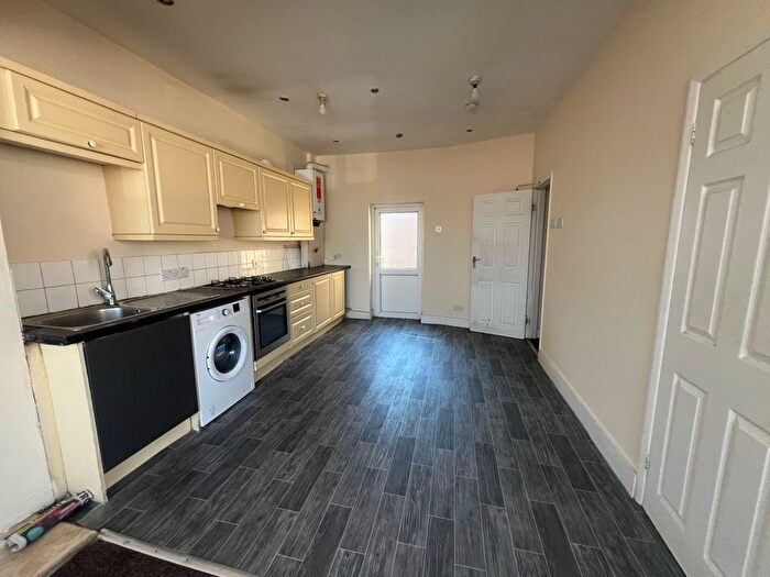 3 Bedroom Maisonette To Rent In Ripple Road, Dagenham, RM9