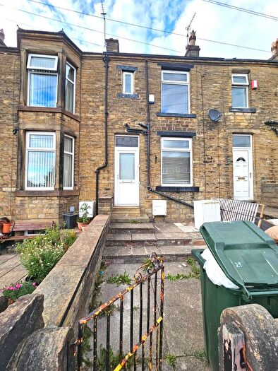2 Bedroom Terraced House To Rent In Fairbank, Shipley, BD18