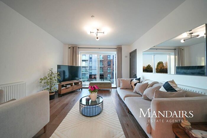 1 Bedroom Apartment For Sale In Avonside House, East Station Road, Fletton Quays, Peterborough, PE2