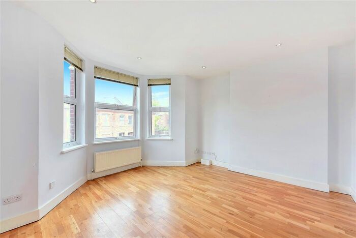 1 Bedroom Flat To Rent In Skardu Road, West Hampstead, London, NW2
