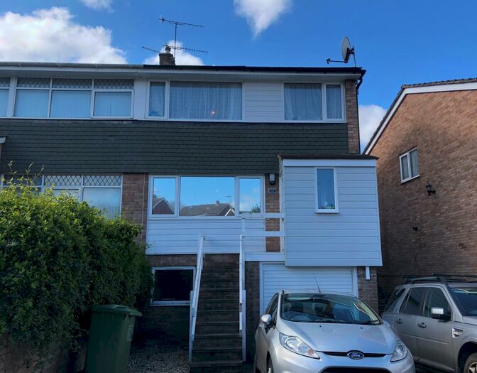 3 Bedroom House To Rent In Broadfields, EX2