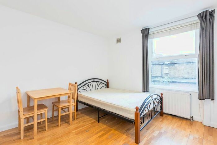 Studio To Rent In Chamberlayne Road, Kensal Rise, London, NW10