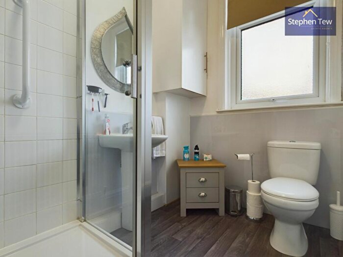 3 Bedroom End Of Terrace House For Sale In Garton Avenue, Blackpool, FY4