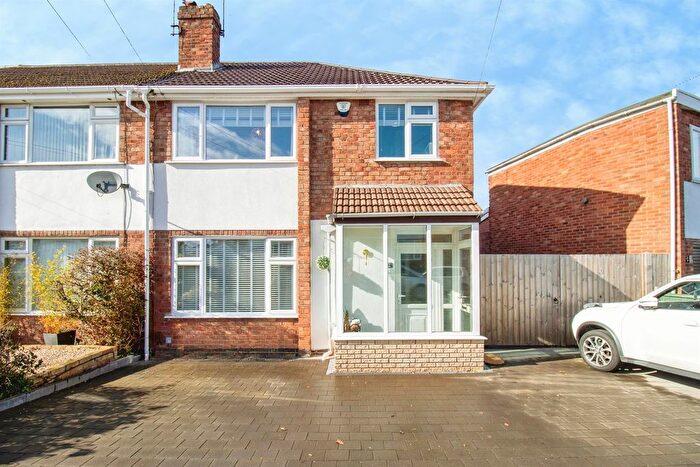 3 Bedroom End Terrace House For Sale In Ullswater Road, Binley, Coventry, CV3
