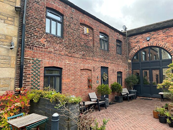 2 Bedroom Cottage For Sale In Far End Lane, Honley, Holmfirth, HD9