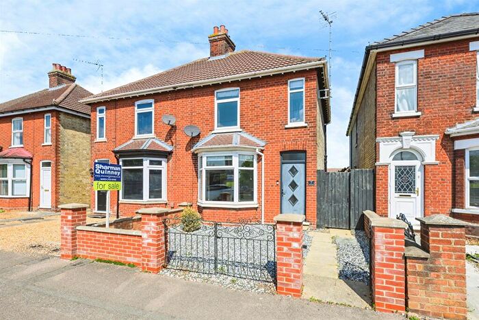 2 Bedroom Semi-Detached House For Sale In Acacia Grove, March, PE15