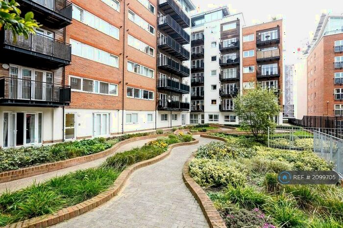 1 Bedroom Flat To Rent In Skerne Road, Kingston Upon Thames, KT2