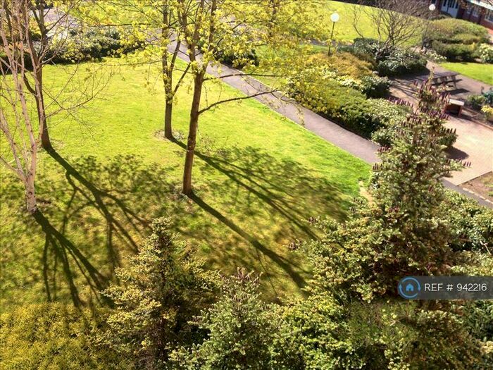 1 Bedroom Flat To Rent In St James Park, Salford, M5