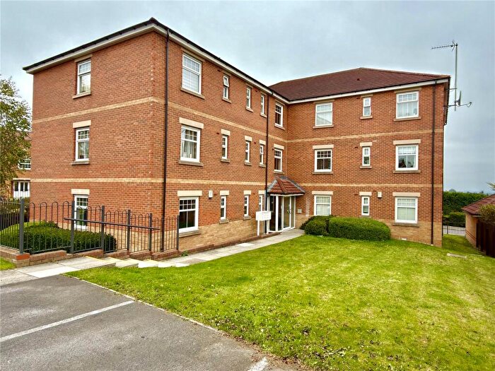 2 Bedroom Flat For Sale In Birchin Bank, Elsecar, Barnsley, South Yorkshire, S74