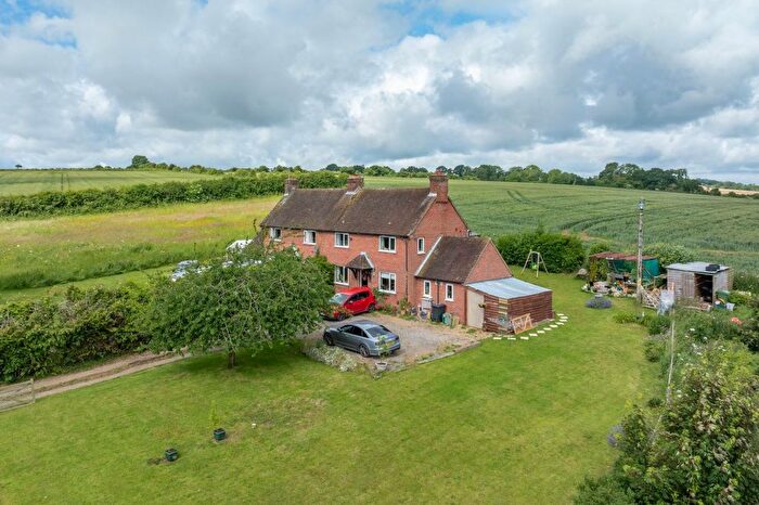 3 Bedroom Semi-Detached House For Sale In Church Street, Great Shefford, Hungerford, RG17