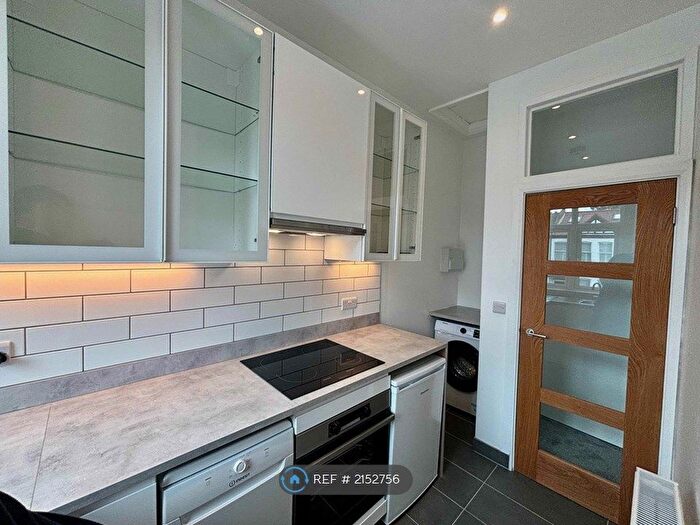 1 Bedroom Flat To Rent In Fairmile Avenue, London, SW16