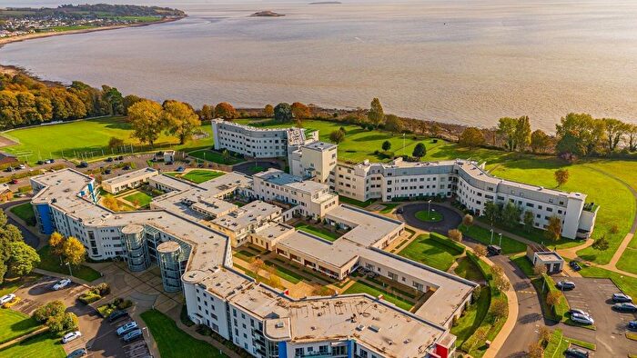 1 Bedroom Flat For Sale In Hayes Road, Sully, Penarth, CF64