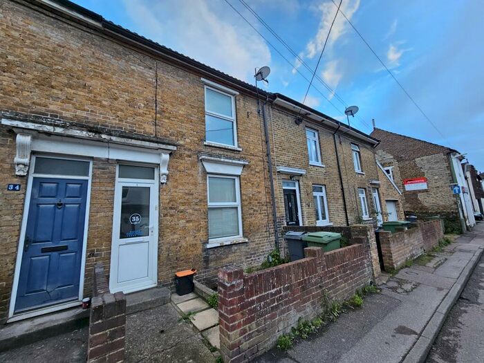 3 Bedroom House To Rent In Albert Street, Maidstone, ME14