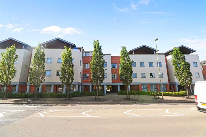 2 Bedroom Apartment For Sale In Lady Susan Court, New Road, Basingstoke, RG21