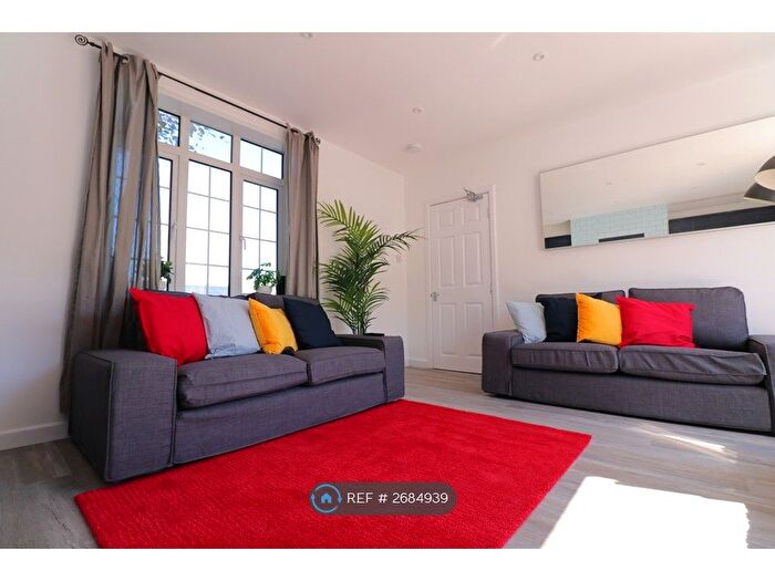 5 Bedroom Semi Detached House To Rent In Kelston View, Bath, BA2