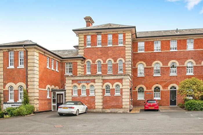 2 Bedroom Flat For Sale In Belgrove Place, Ipswich, IP3