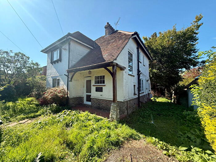 3 Bedroom Detached House For Sale In Ashdown Road, Forest Row, RH18