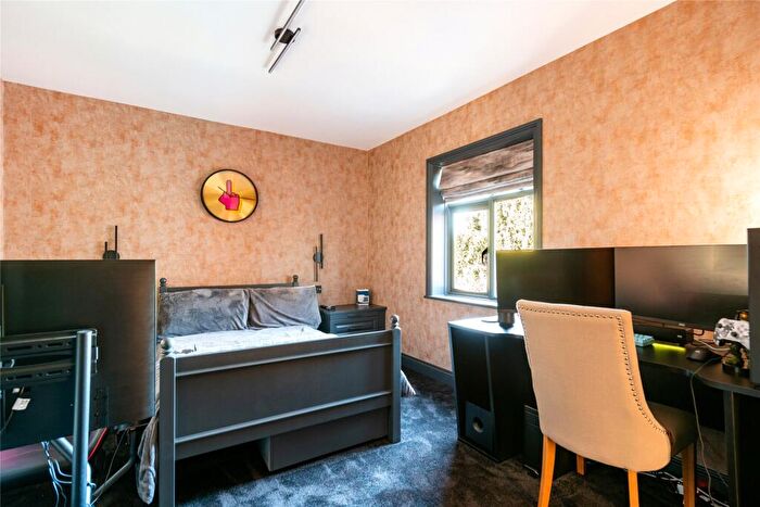 4 Bedroom Detached House For Sale In Church Walk, Great Billing, Northamptonshire, NN3